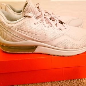 Nike Air Max Fury